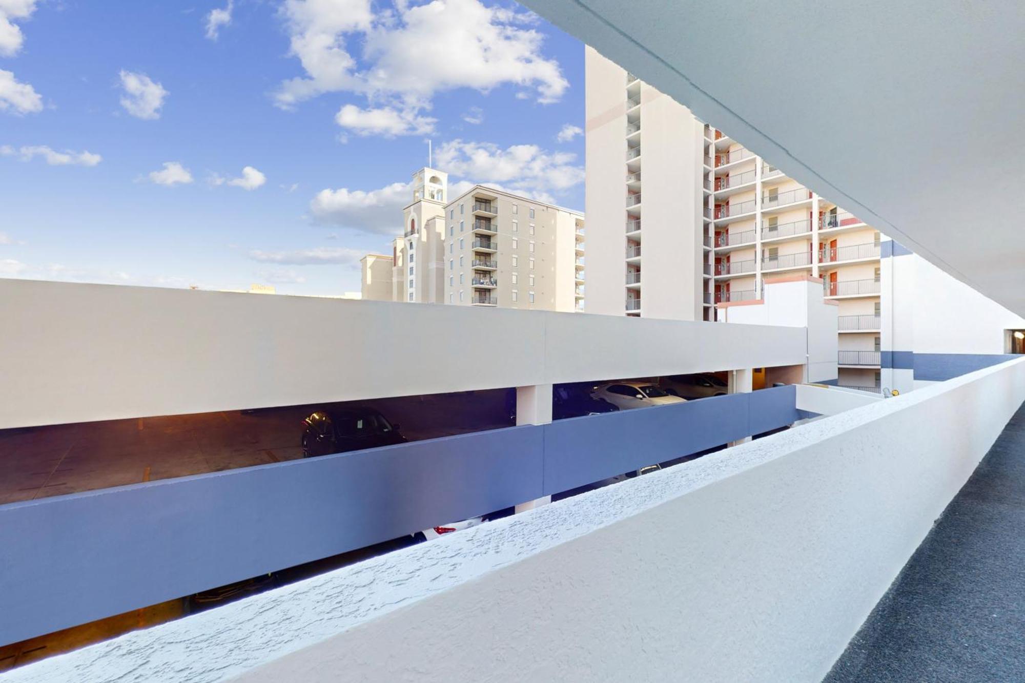 Apartment Colony 615